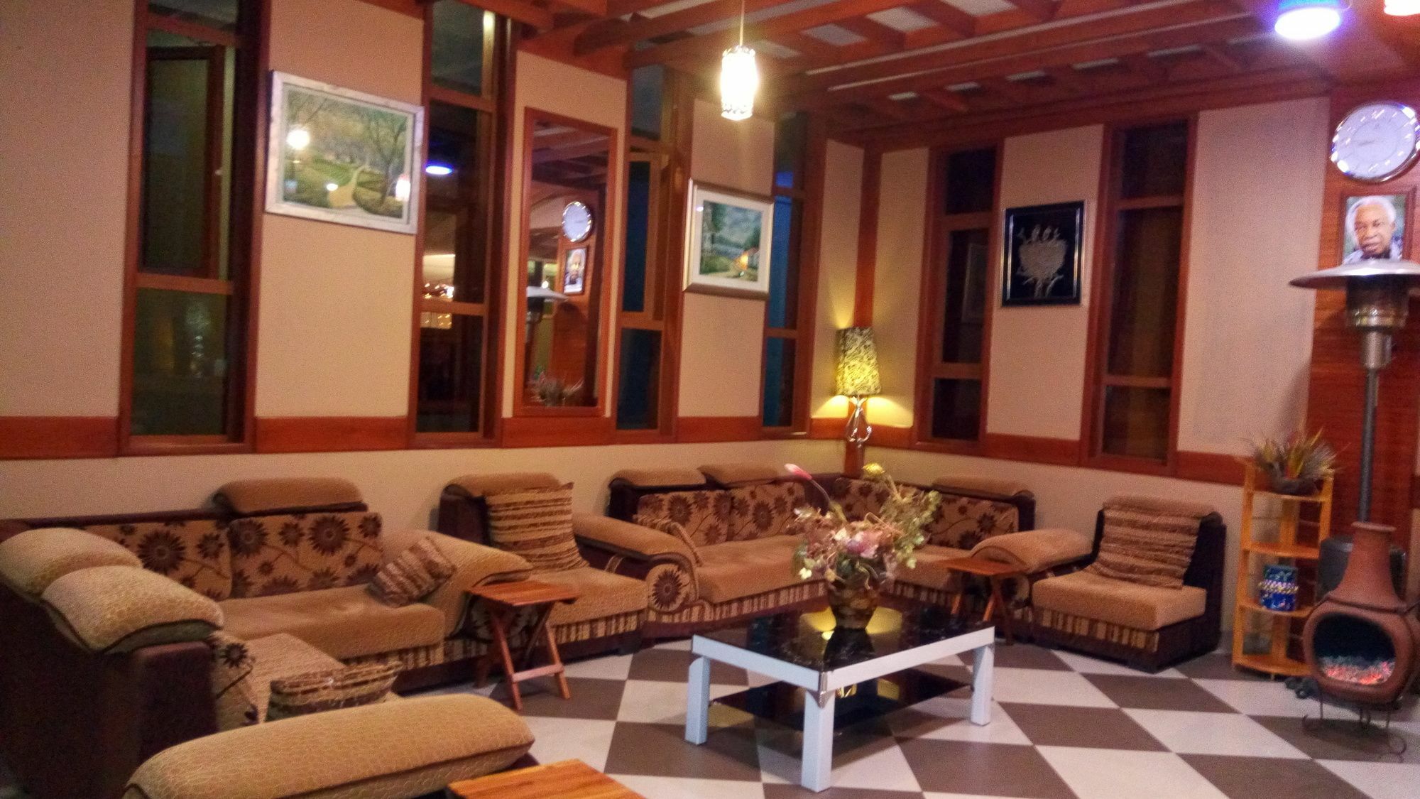 Lush Garden Hotel Arusha Esterno foto